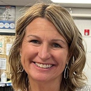 Meet your Posher, Becky